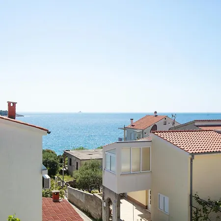 Appartement By The Sea - 17129 *