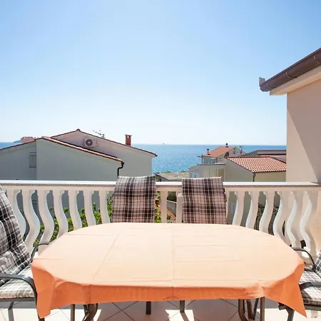 By The Sea - 17129 Apartamento Rogoznica (Sibenik-Knin)