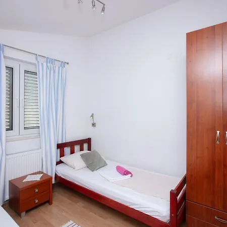 By The Sea - 17129 Apartamento Rogoznica (Sibenik-Knin)