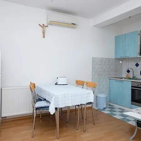 Apartamento By The Sea - 17129 *