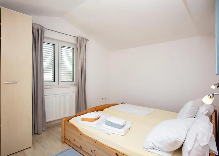 Appartement By The Sea - 17129